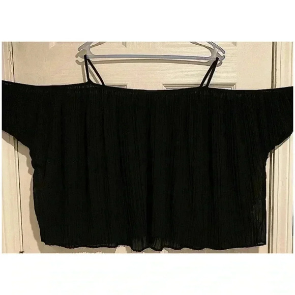 Forever 21 Women's Crop Top Size Medium (black) - Picture 1 of 6